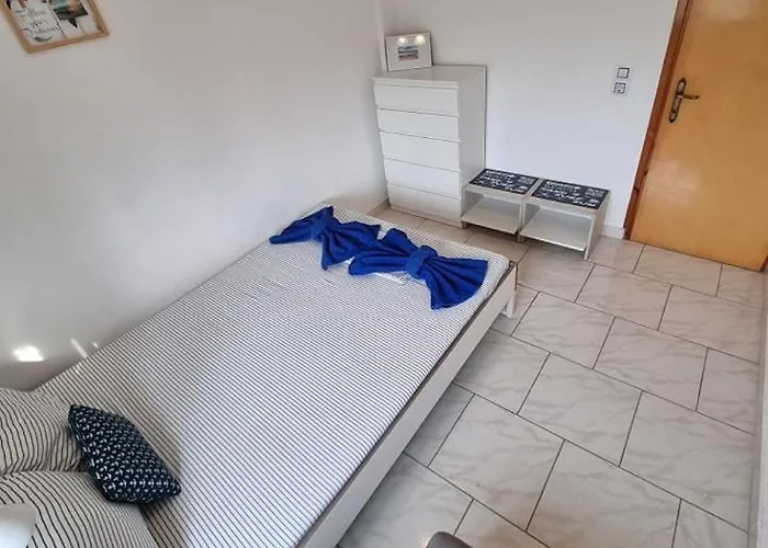 хара - χαρά - Xara Hébergement de vacances